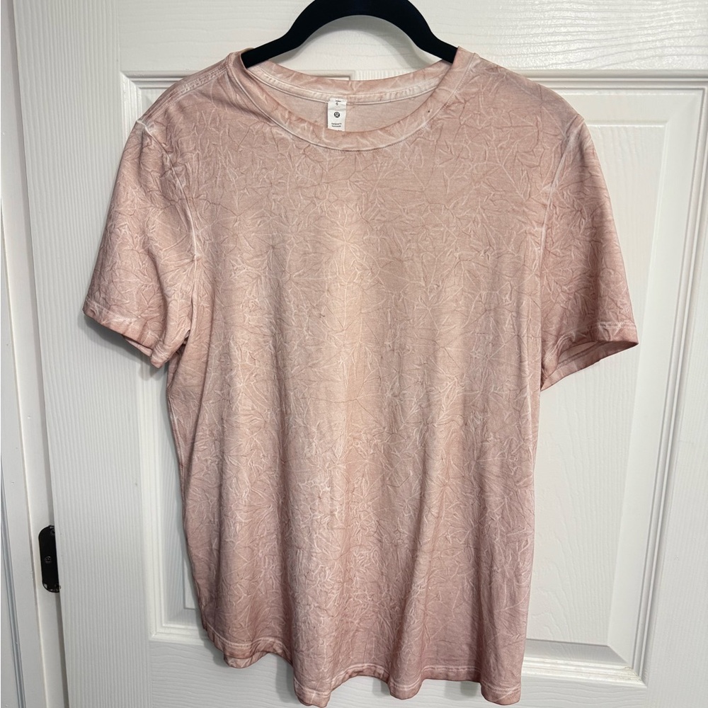 NWOT Lululemon T shirt